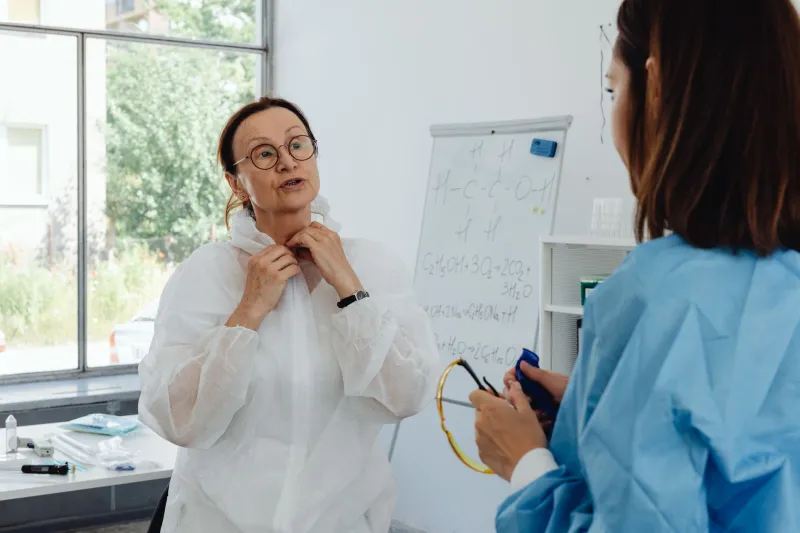 Admitting You Don't Know: The Counterintuitive Professional Advantage That Separates Good Chemists From Great Ones